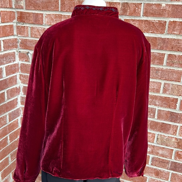 Alexandra Bartlett Maroon/Black Special Occasion Velvet Mandarin Jacket - Picture 2 of 12